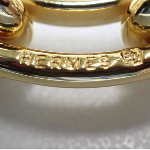 Authentic Hermes Scarf Ring Lugate Shane Dunkle Motif - Picture 4 of 7